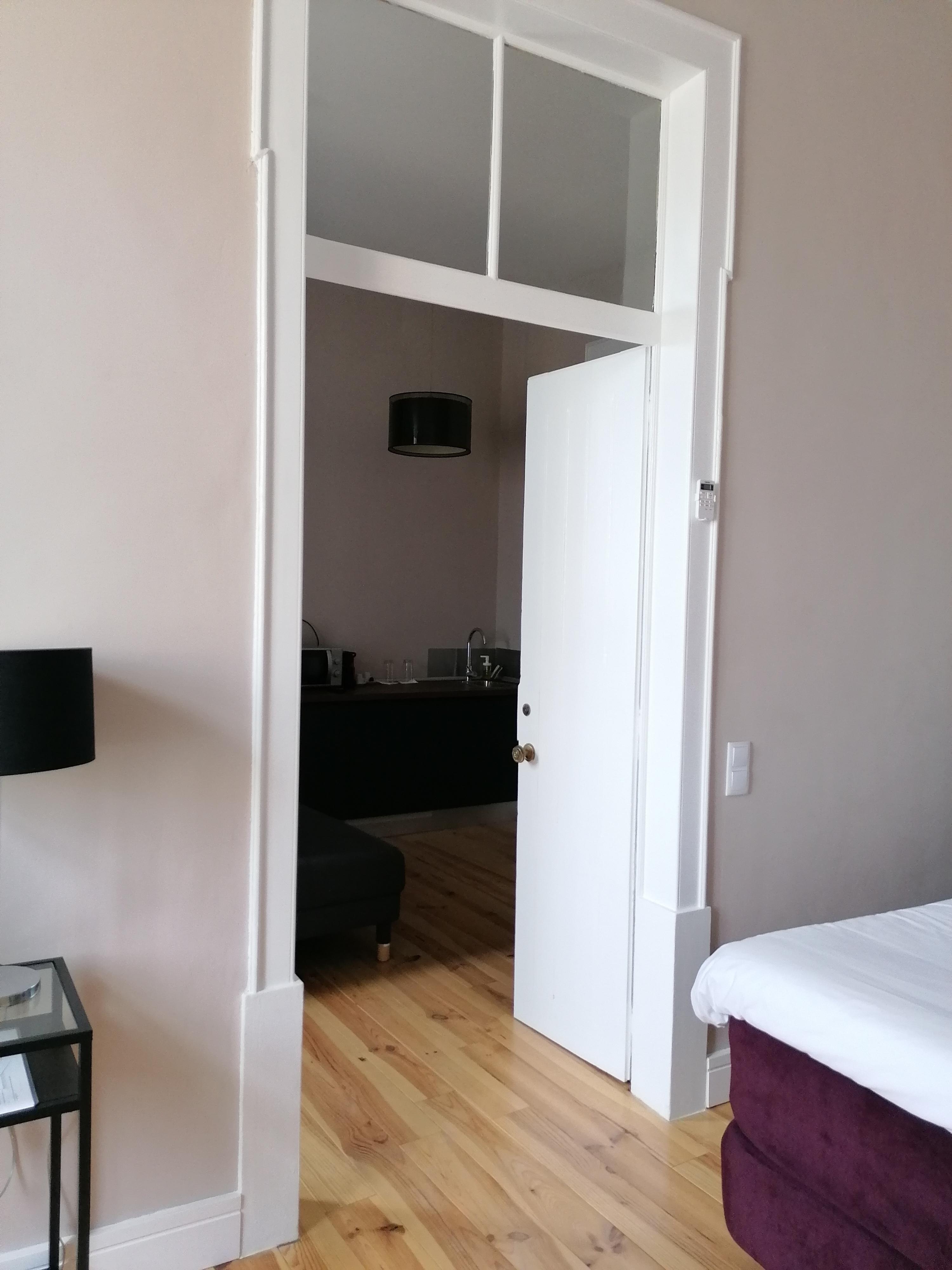 Temple Suites Guesthouse ポルティマン エクステリア 写真